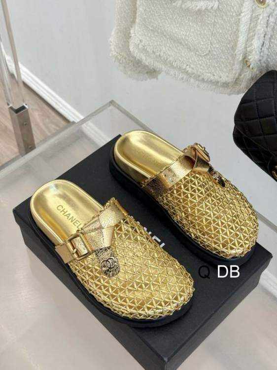 Picture of Chanel Shoes _SKUChanelsz35-40DB04052734